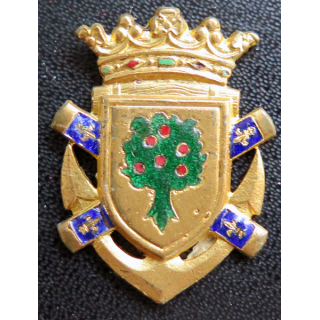 CHÂTEAURENAULT : insigne du contre torpilleurs Châteaurenault  Drago en émail sans attache