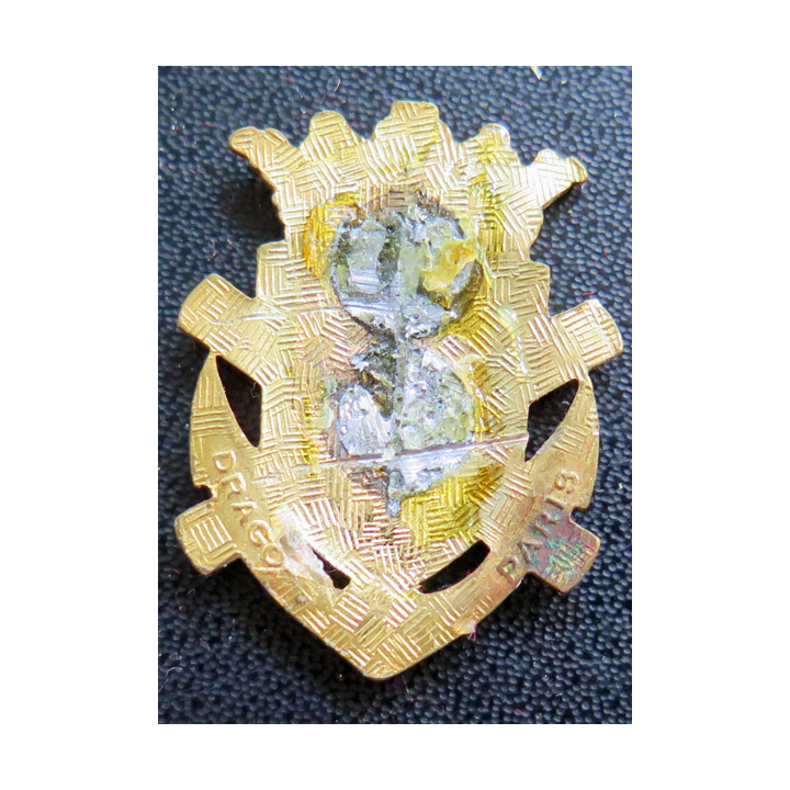 CHÂTEAURENAULT : insigne du contre torpilleurs Châteaurenault  Drago en émail sans attache