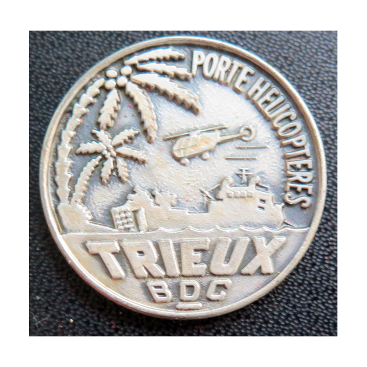 PH TRIEUX : rondache argentée du porte hélicoptères Trieux BDC FIA sans attache