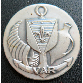 VAR : rondache argentée du pétrolier Var FIA sans attache