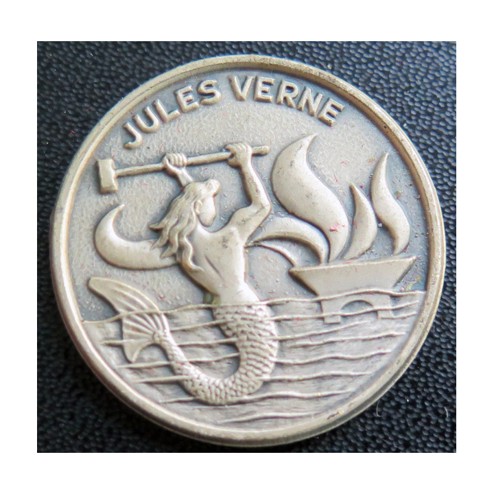 JULES VERNE : rondache argentée du Navire atelier Jules Verne FIA sans attache