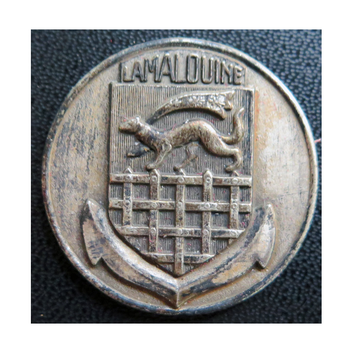 LA MALOUINE : Rondache argentée du Dragueur océanique La Malouine Arthus Bertrand Paris