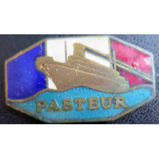 PASTEUR : Insigne du Paquebot transport de troupes Pasteur Augis en émail sans attache