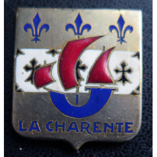 LA CHARENTE : insigne du Pétrolier La Charente Drago Olivier Métra en émail sans attache