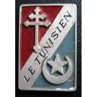 TUNISIEN : insigne de l'escorteur Tunisien Augis en aluminium peint sans attache