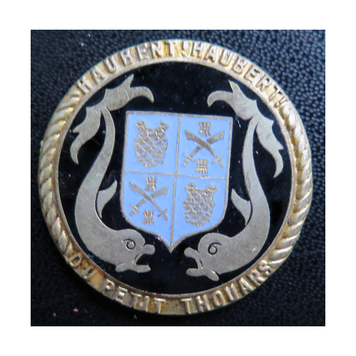 DU PETIT THOUARS : insigne de l'écorceur d'escadre Du Petit Thouars Arthus Bertrand Paris en émail sans attache
