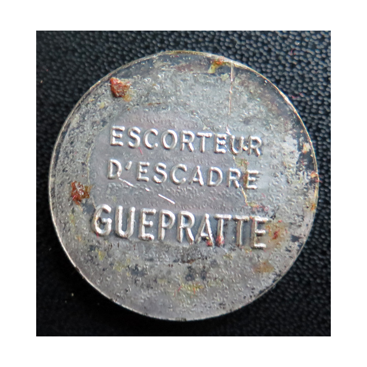 GUEPRATTE : rondache argentée de l'escorteur d'escadre Guepratte Augis sans attache