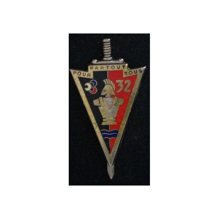 32° RÉGIMENT DU GÉNIE (DRAGO 2134) PLAT SANS ATTACHE
