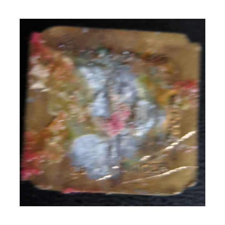 PRIMAUGUET : insigne du Croiseur Primauguet Drago Béranger très léger éclat d'émail sans attache