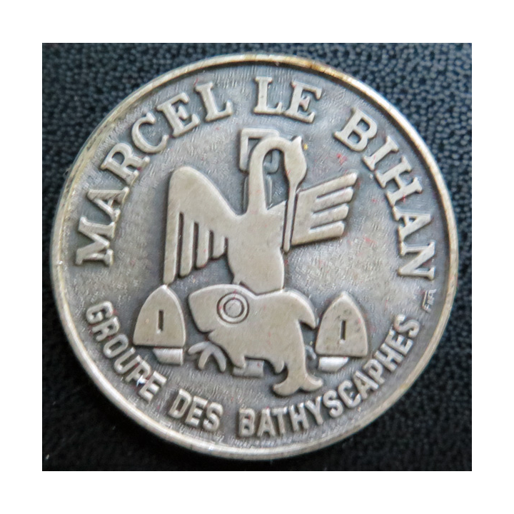 MARCEL LE BIHAN : rondache argentée du groupe des bathyscaphes Marcel Le Bihan sans attache