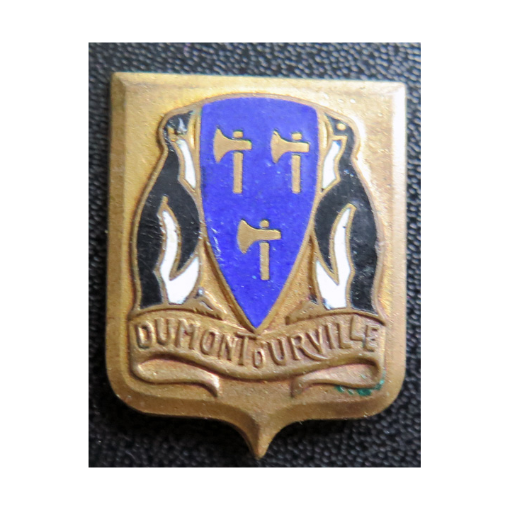 DUMONT D'URVILLE : Insigne de l'aviso colonial Dumont d'Urville Augis en émail sans attache