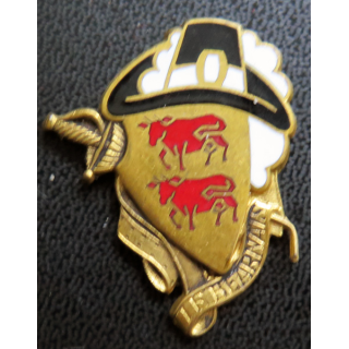 LE BEARNAIS : Insigne de l'escorteur rapide Le Béarnais en émail sans attache