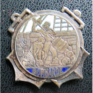 BOMBARDE : insigne du Torpilleur Bombarde en émail sans attache