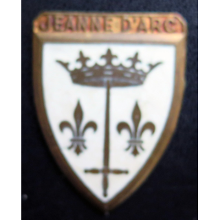 JEANNE D'ARC : insigne du Croiseur école Jeanne d'Arc Courtois en émail sans attache
