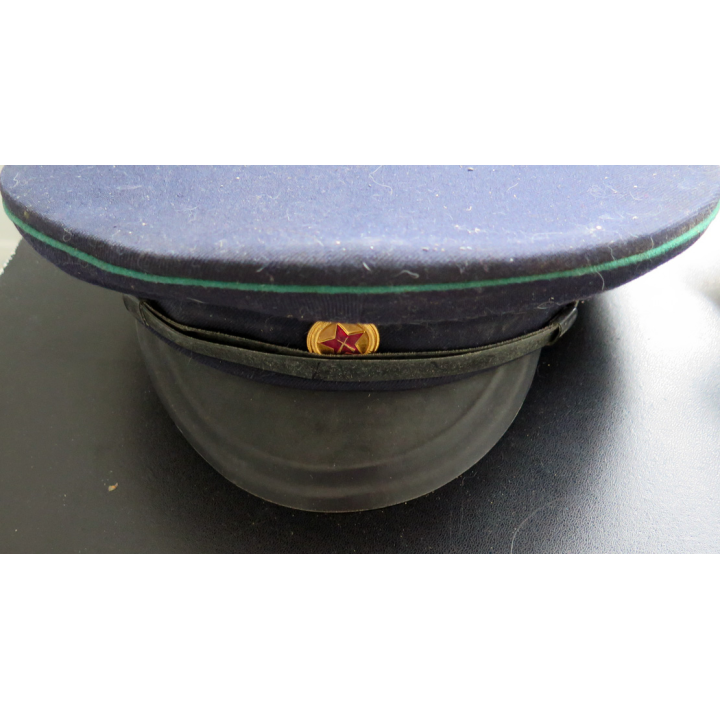 URSS : Casque de militaire de la sécurite paramilitaire générale (VOKhR) soviétique visière en métal taille 57