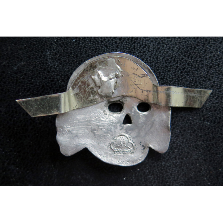 ALLEMAGNE III° REICH : insigne métal Totenkopf (copie)