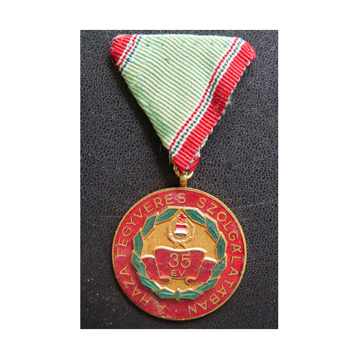 HONGRIE : Médaille des 35 ans de services militaires
