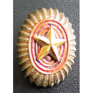 RUSSIE : insigne de casquette dorée de la Police russe (revers fond vert olive)