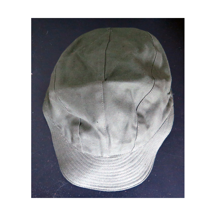 Casquette française vert armé de taille 61 Etats Boye site 17/76 bout arrondi élastiques arrière