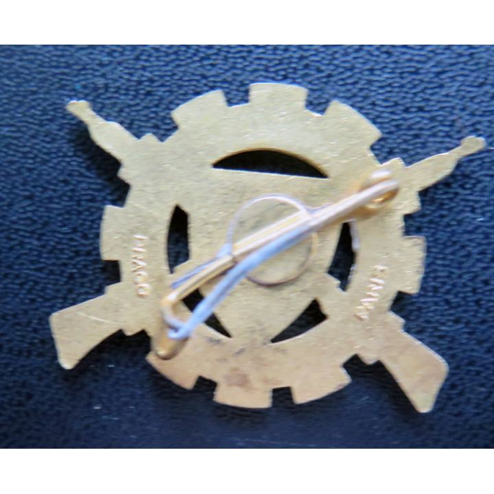 163° CIT : insigne métallique du 163° centre d'instruction du train dos lisse en émail