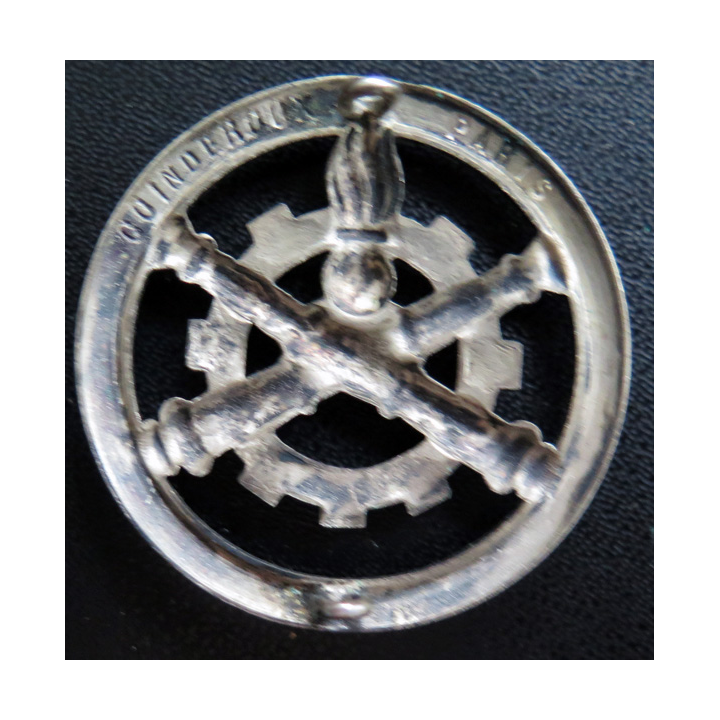 MATERIEL : insigne de béret du matériel de fabrication Coinderoux Paris