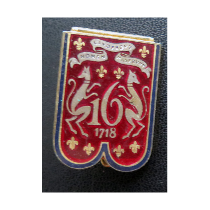 Insigne du 16° régiment de dragons de fabrication Drago Paris