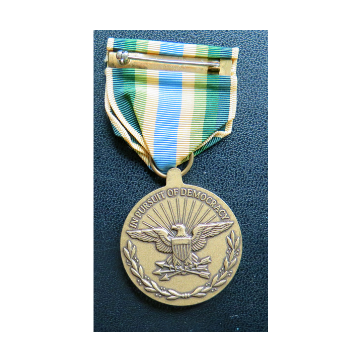 USA : Armed Forces service medal in pursuit of democracy