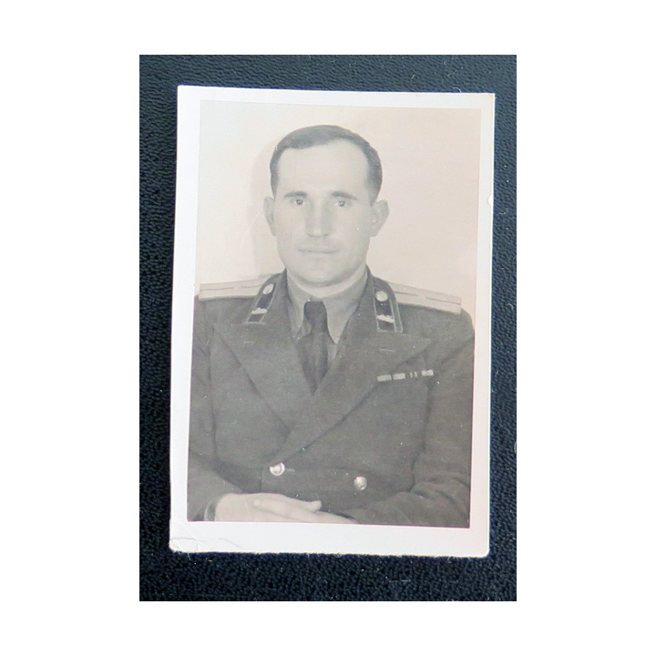 URSS : photo d'un premier lieutenant des troupes blindées 1953 4,5 x 6,5 cm