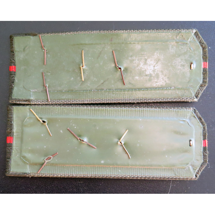 RUSSIE : paire d'épaulettes de Capitaine des Forces terrestres