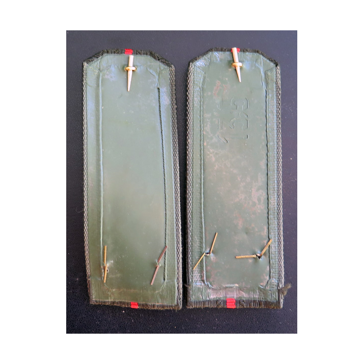 RUSSIE : paire d'épaulettes de Lieutenant des Forces terrestres