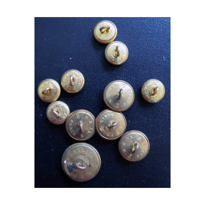 FRANCE : lot de 11 boutons d'uniformes de l'armée de terre