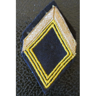 LOSANGE DE BRAS MODÈLE 45 : ecusson et galons de manche de Maréchal des logis hors unité des chasseurs d'Afrique ( RCA) AFN