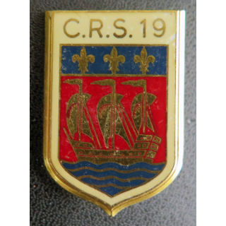 CRS 19 : insigne de la compagnie républicaine de sécurité n° 19 de La Rochelle, fabrication Drago Paris