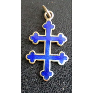 CROIX DE LORRAINE : insigne de la croix de Lorraine tréfilée de la Libération 1945 en émail bleu