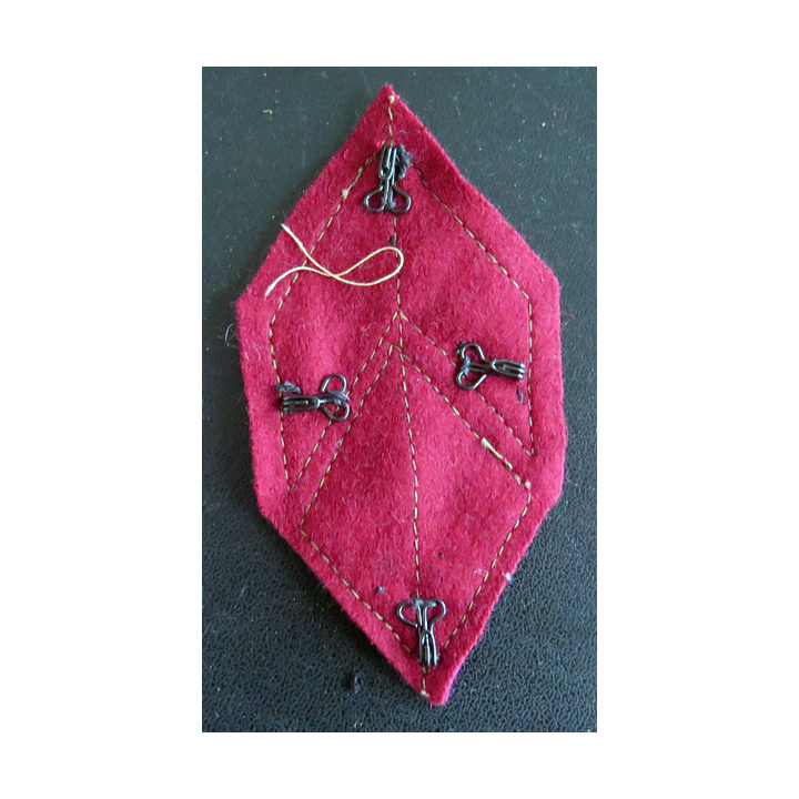 1° RMED : Galon de caporal chef appelé (PDL) du 1° régiment médical avec crochets de fixation