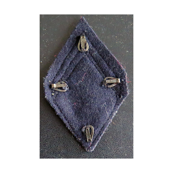 170° RI : Galon de sergent appelé (PDL) du 170° régiment d'infanterie avec crochets de fixation