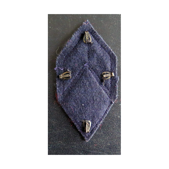 170° RI : Galon de caporal-chef appelé (PDL) du 170° régiment d'infanterie avec crochets de fixation