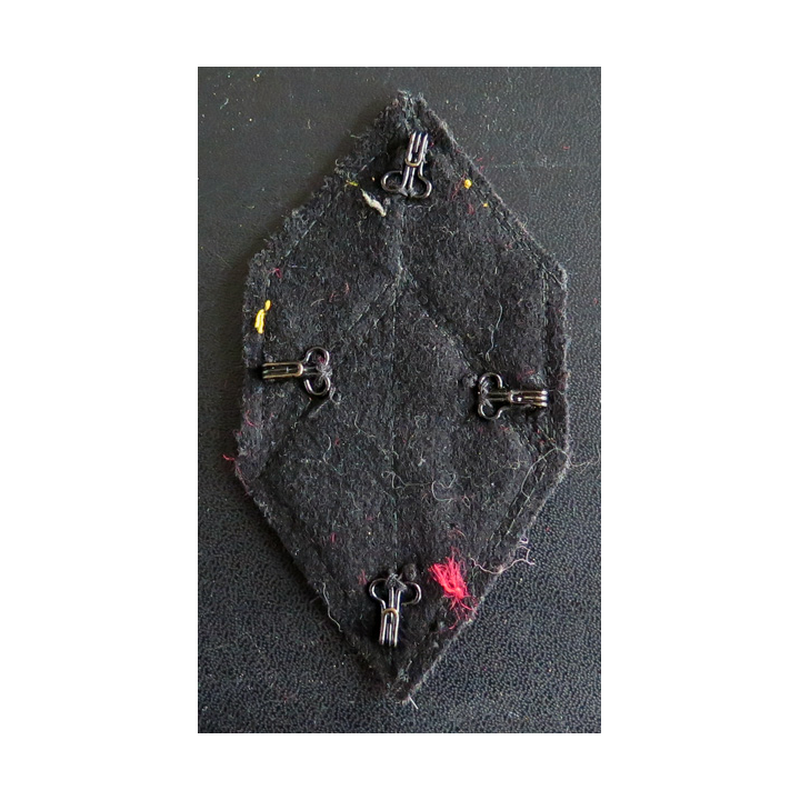 40° RAA : Galon de caporal chef du 40° régiment d'Artillerie d'Afrique avec crochets