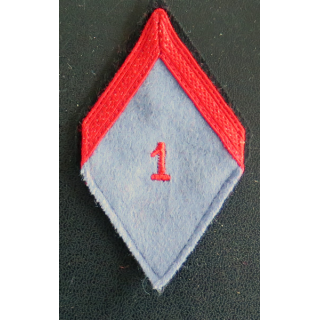1° COMA : Galon de 1° Classe appelé (PDL) de la  1°  section de commis des ouvriers militaire d'administration