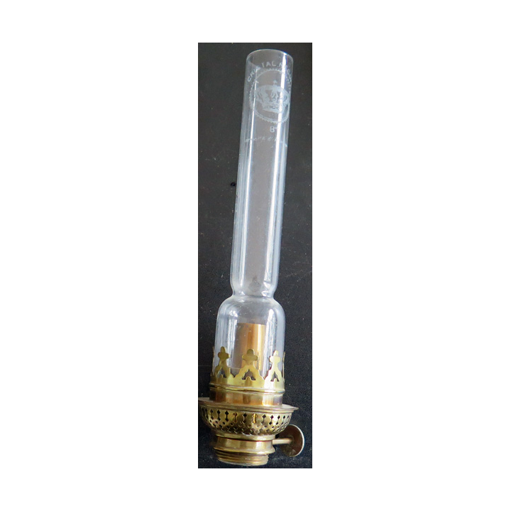 embout laiton et verre de Lampe à pétrole ancienne hauteur 22 cm base 2,6 cm de filletage