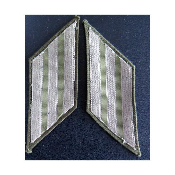 ALLEMAGNE : paire de galons allemands Hauptgefreiter Caporal