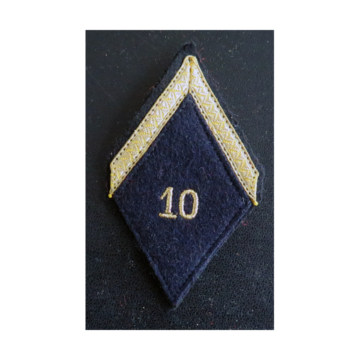 10° COMA ? : Galon de sergent appelé (PDL) de la 10° section de Comis d'ouvriers militaires d'administration