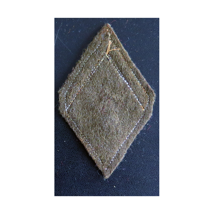 11° RC : Galon de sergent appelé (PDL) du 11° régiment de cuirassiers fond kaki