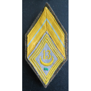 13° RTA : Galon de caporal du 13° régiment de Tirailleurs Algériens fond kaki avec crochets