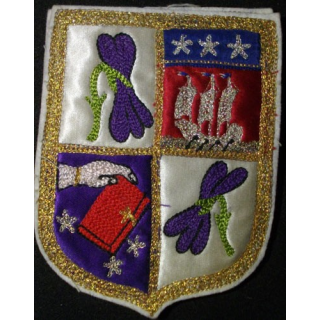 INSIGNE TISSU : ARMOIRIES BRODÉE AU FIL D'OR ET D'ARGENT (11x8cm