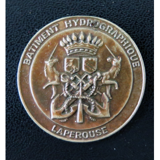LAPEROUSE : rondache du bâtiment hydrographique Laperouse FIA sans attache