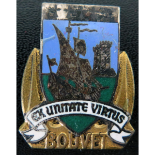 BOUVET : insigne émaillé de l'escorteur d'escadre Bouvet Drago Paris sans attache