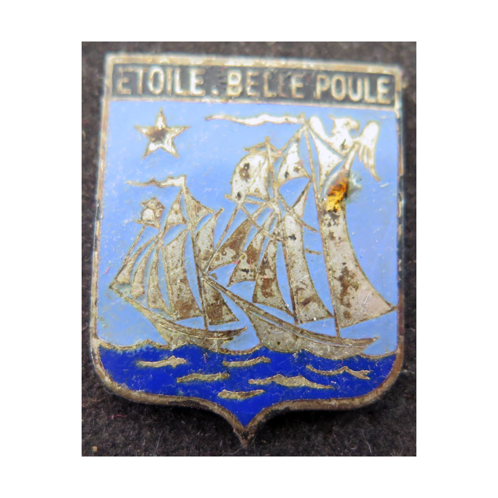 ETOILE BELLE POULE : insigne émaillé de l'Etoile Belle Poule (voiles argentées) Augis sans attache
