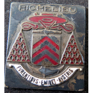 RICHELIEU : insigne émaillé du bâtiment de Ligne Richelieu sans attache