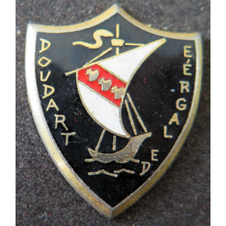 DOUDART DE LAGREE : insigne émaillé de l'Aviso escorteur Dousart de Lagrée Arthus Bertrand Paris sans attache